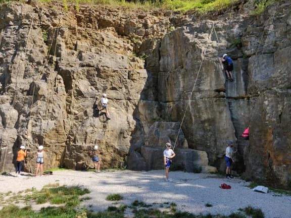 Escalade /Grande voie d'escalade/ Rappel