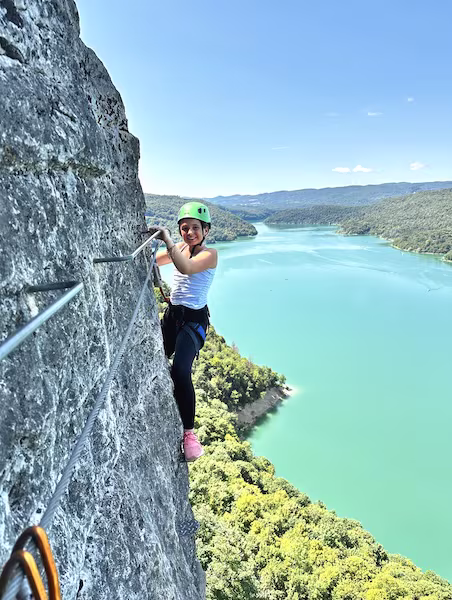 Activités nature avec des ados dans le Jura: 9 idées qui évitent l'ennui