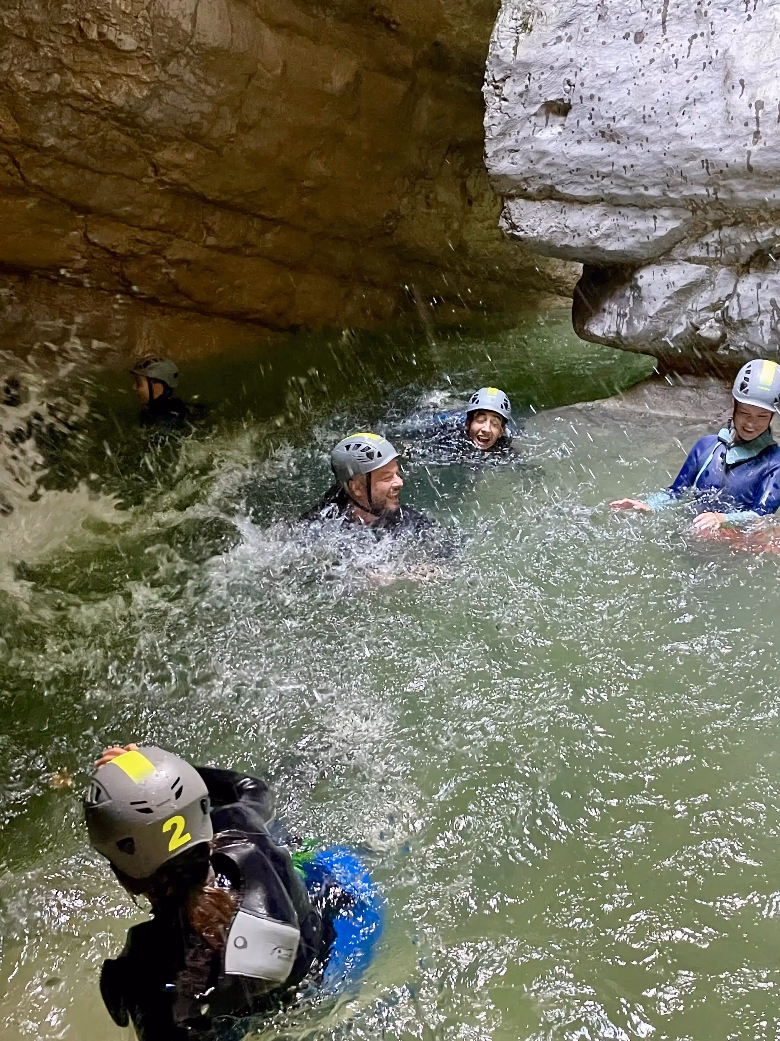 Canyoning dans le Jura le matin ou l'après-midi: quel créneau choisir ?